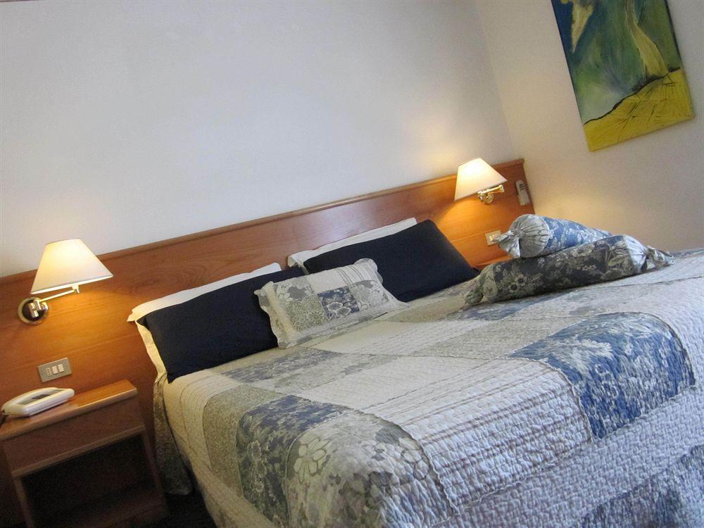 טורי דל בנקו Hotel Marina מראה חיצוני תמונה