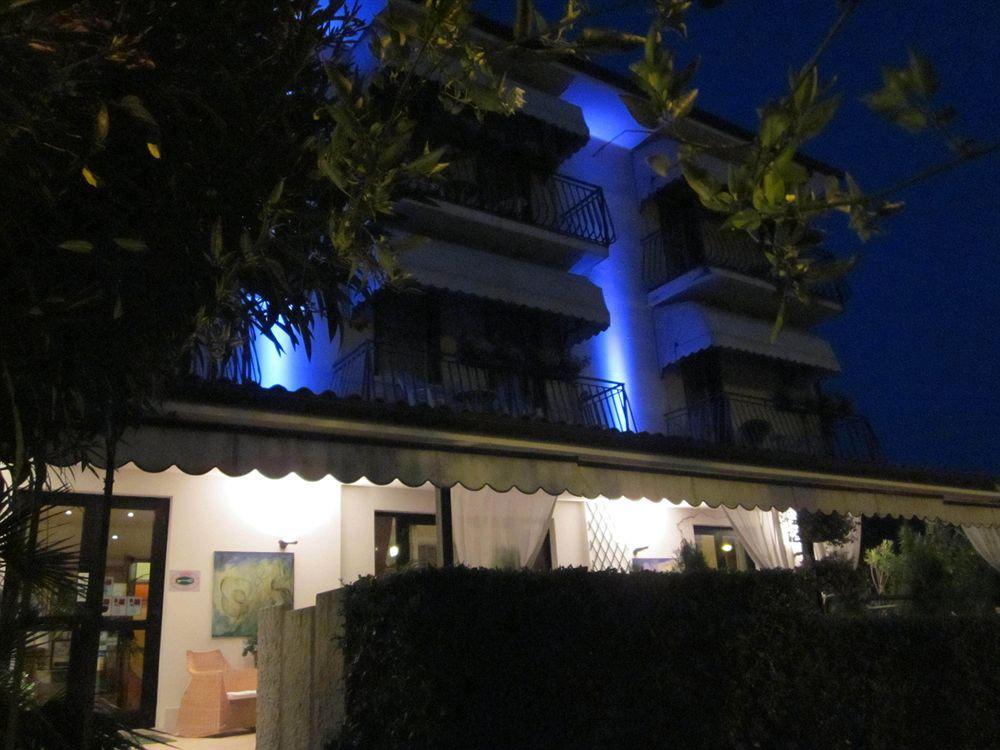 טורי דל בנקו Hotel Marina מראה חיצוני תמונה